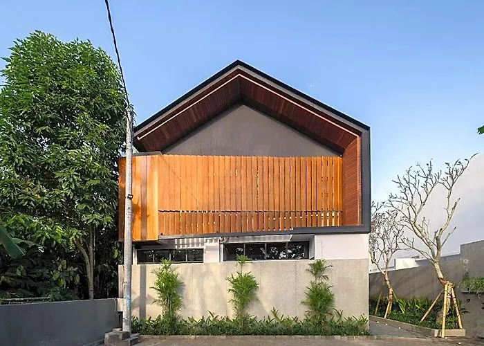 ホテル Casaluna Ubud 3*