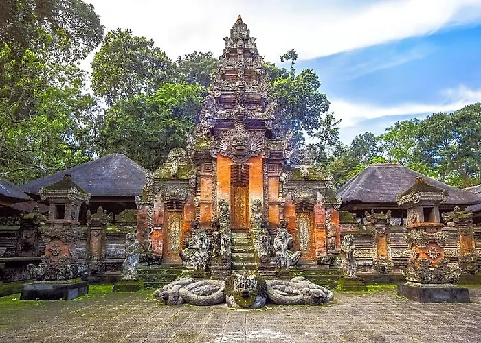 ホテル Casaluna Ubud