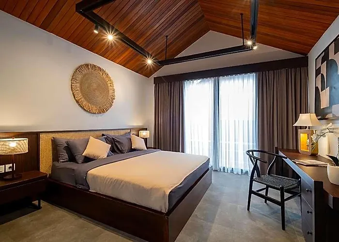 Casaluna Ubud 3* バリ島